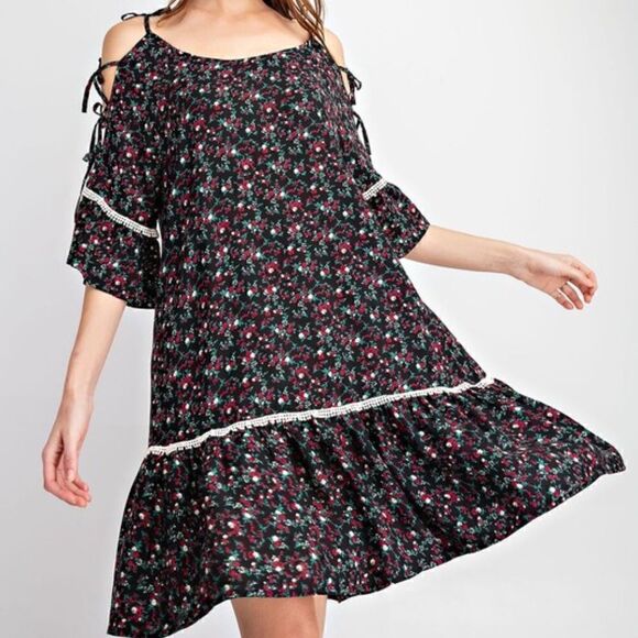 NEW! PRETTY PRINTED LACE UP SLEEVES RAYON CHALLIE RUFFLED BOTTOM DRESS - Picture 2 of 5